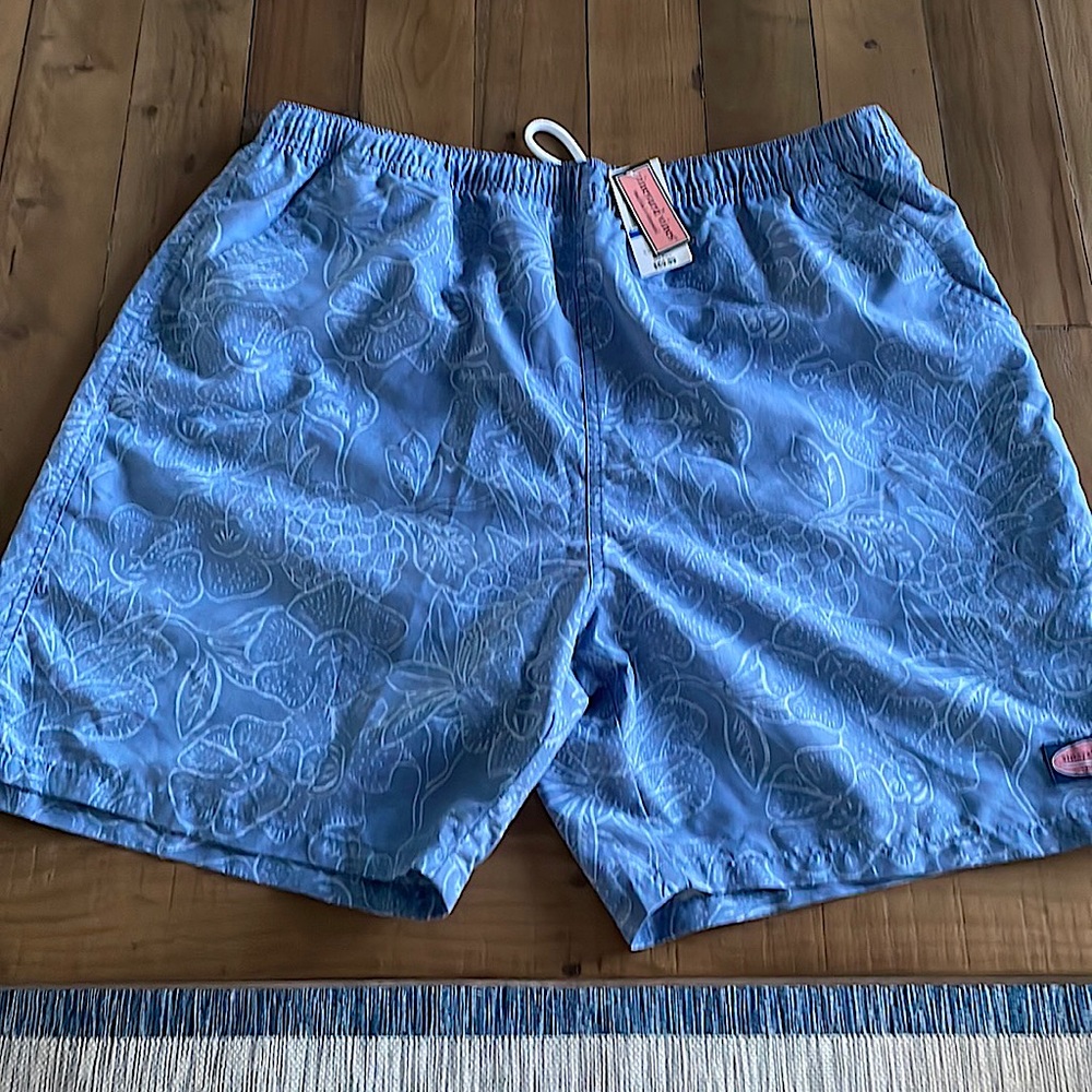 NWT Vineyard Vines Mens Swim Trunks